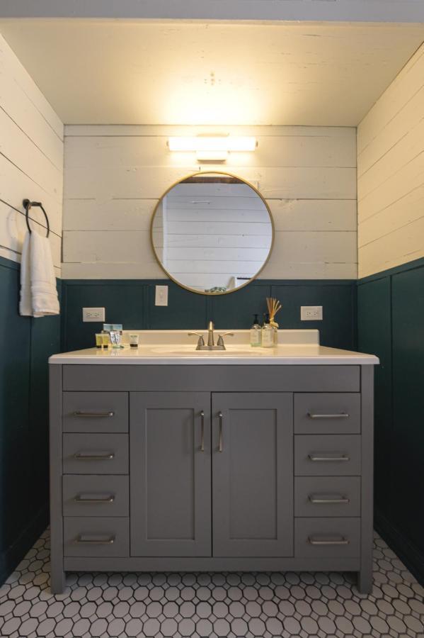 Restored 1930S Uptown Bungalow 2 Min. To Magnolia Waco Exterior foto